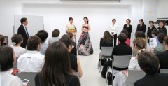 小林奈美子講師の「成人式向け実践的な帯結び＆着物ドレスの着装」