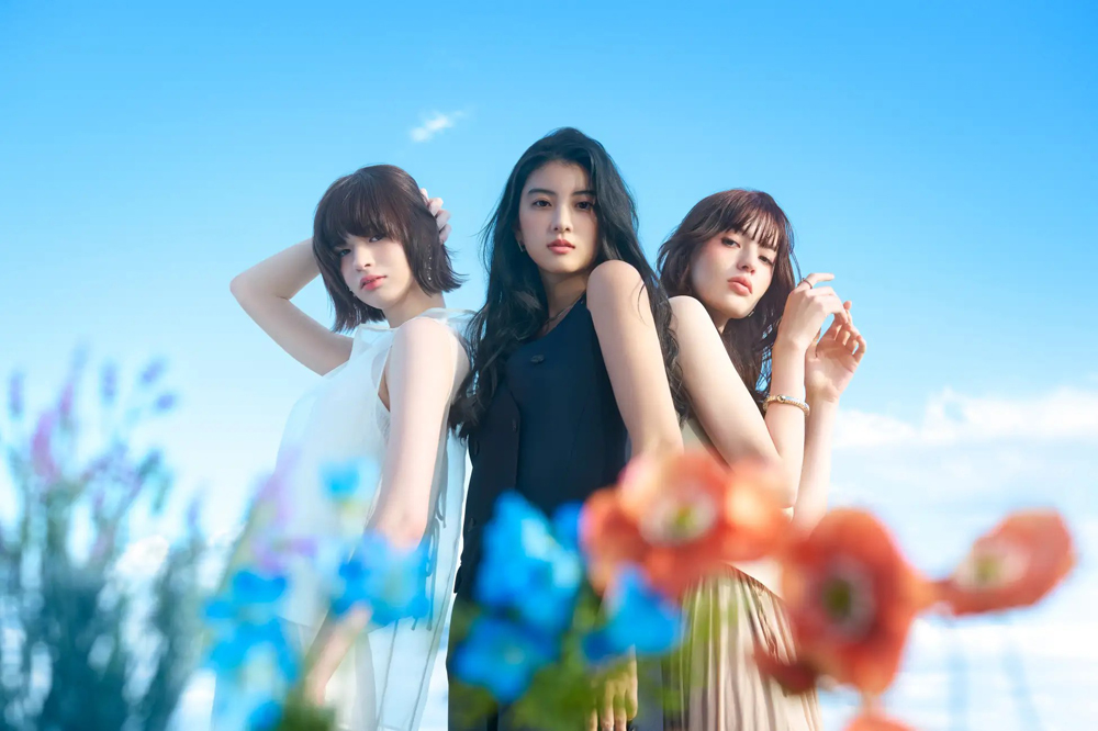 ウエラ プロフェッショナルの「ルミナスフラワーコレクション」