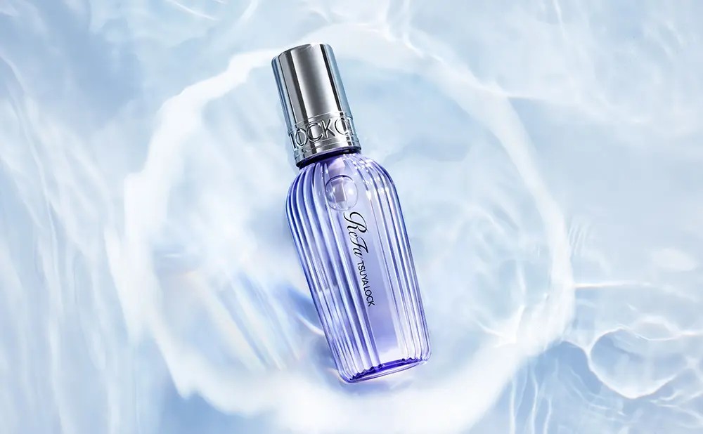 ReFa「リファツヤロック」のスタイリング剤ボトルの製品イメージ画像